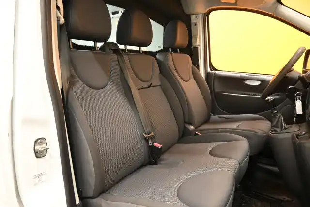 Valkoinen Pakettiauto, Toyota Proace – OUX-184