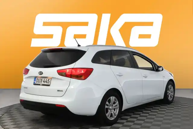 Valkoinen Farmari, Kia cee'd – OUX-445