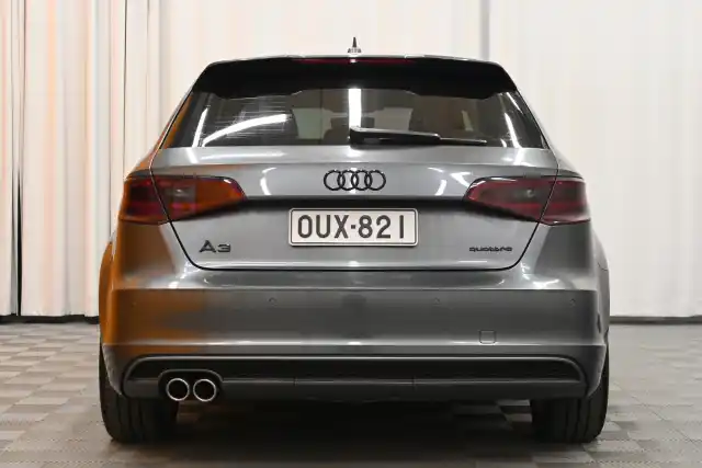 Harmaa Viistoperä, Audi A3 – OUX-821