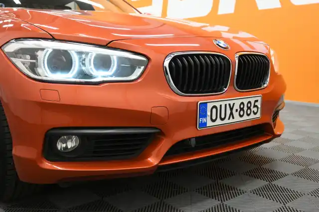 Oranssi Viistoperä, BMW 120 – OUX-885