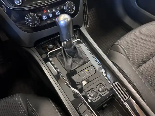 Ruskea Farmari, Peugeot 508 – OUZ-619
