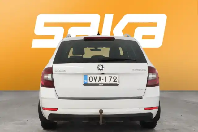 Valkoinen Farmari, Skoda Octavia – OVA-172