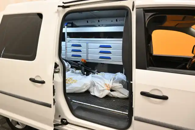 Valkoinen Pakettiauto, Volkswagen Caddy Maxi – OVA-517