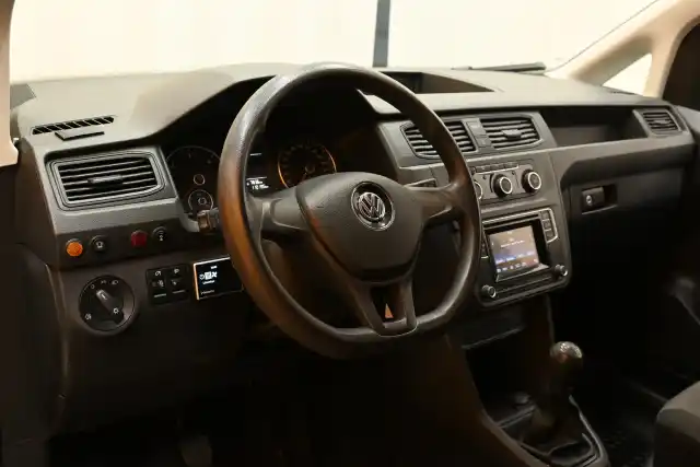 Valkoinen Pakettiauto, Volkswagen Caddy Maxi – OVA-517