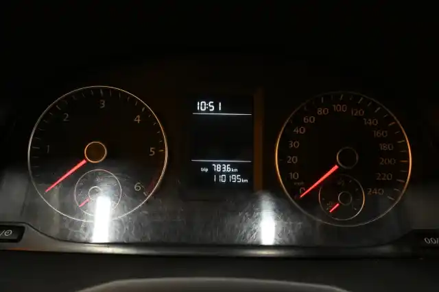 Valkoinen Pakettiauto, Volkswagen Caddy Maxi – OVA-517