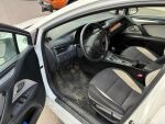 Valkoinen Farmari, Toyota Avensis – OVC-172, kuva 5