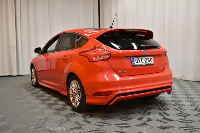 Punainen Viistoperä, Ford Focus – OVC-280