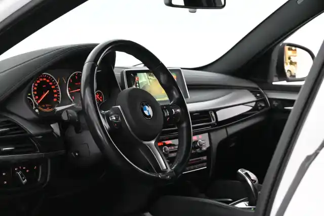 Valkoinen Maastoauto, BMW X6 – OVE-130