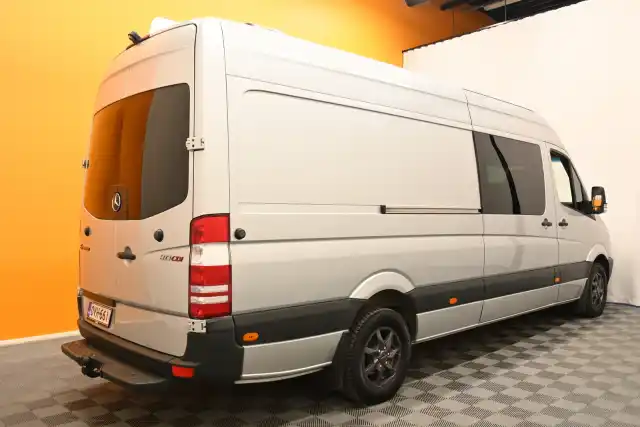 Harmaa Kuorma-auto, Mercedes-Benz Sprinter – OVH-661