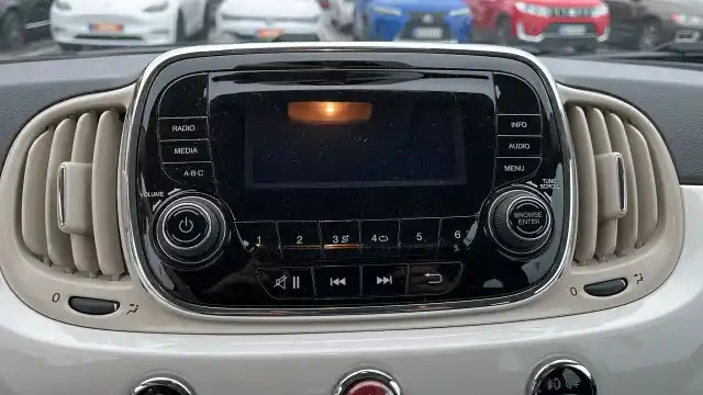 Valkoinen Viistoperä, Fiat 500 – OVH-760