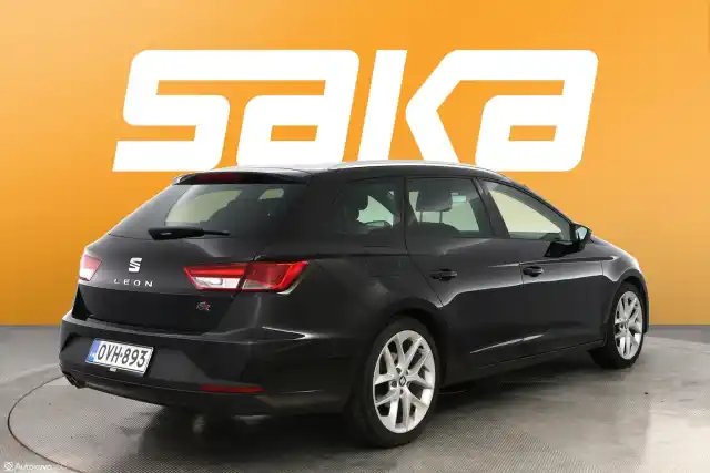 Musta Farmari, Seat Leon ST – OVH-893