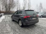 Musta Maastoauto, Volkswagen Tiguan – OVJ-403, kuva 4