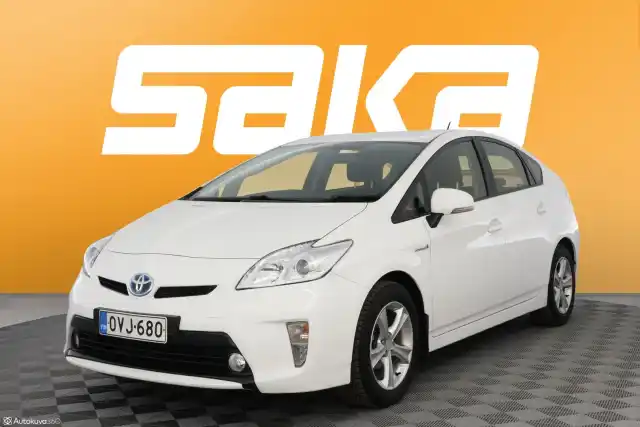 Valkoinen Viistoperä, Toyota Prius – OVJ-680