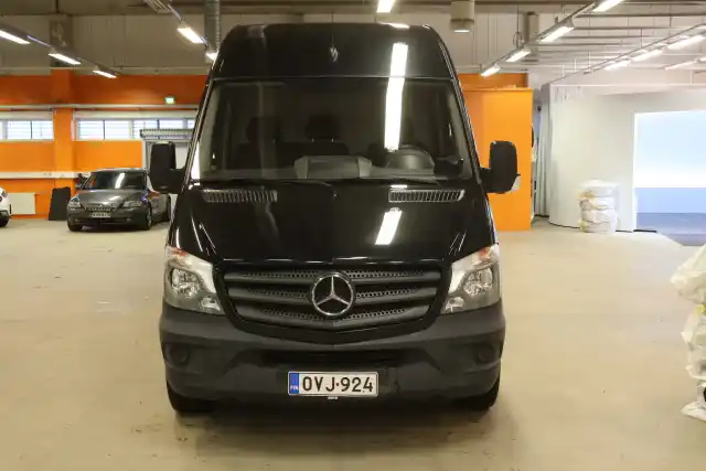 Musta Pakettiauto, Mercedes-Benz Sprinter – OVJ-924