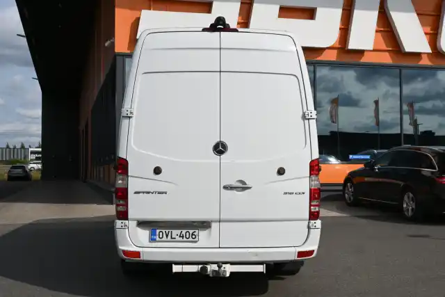 Valkoinen Kuorma-auto, Mercedes-Benz Sprinter – OVL-406