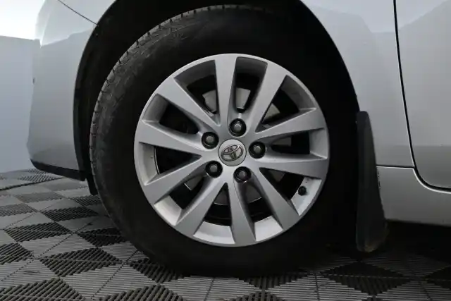 Hopea Tila-auto, Toyota Verso – OVM-563