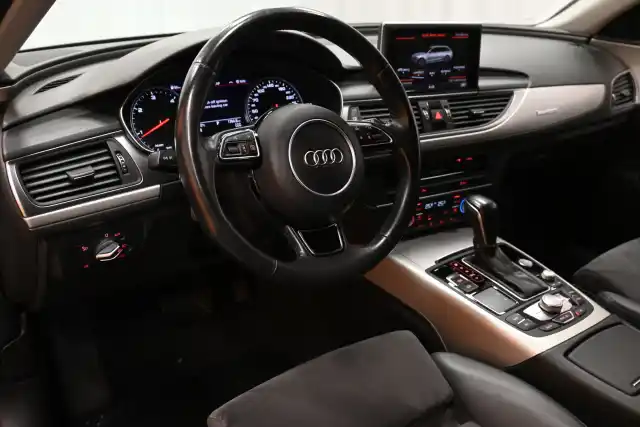 Sininen Farmari, Audi A6 – OVR-671