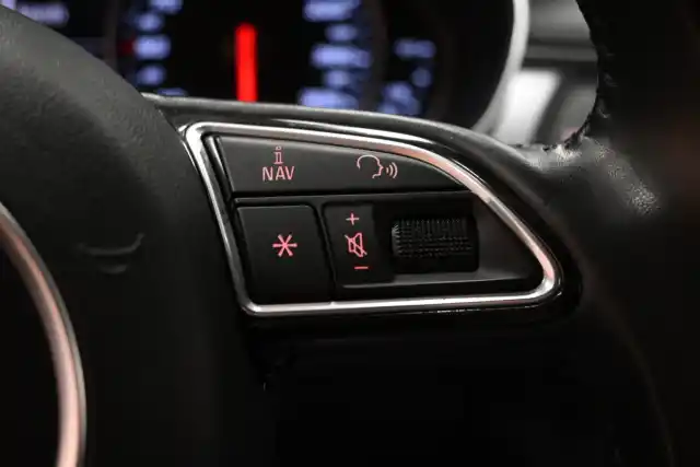 Sininen Farmari, Audi A6 – OVR-671