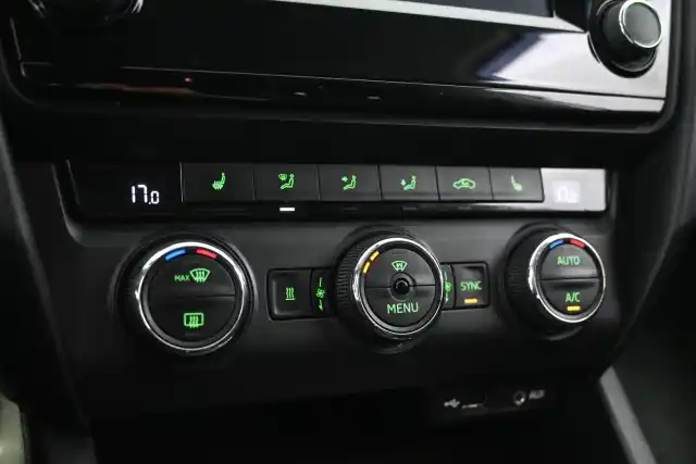 Harmaa Farmari, Skoda Octavia – OVS-307