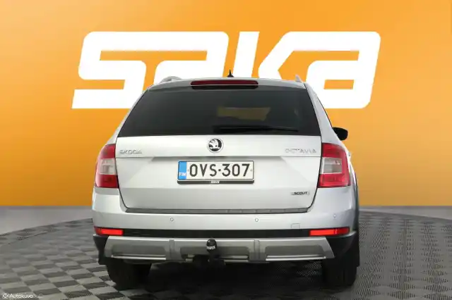 Harmaa Farmari, Skoda Octavia – OVS-307