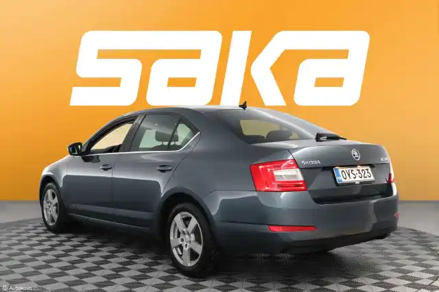 Harmaa Viistoperä, Skoda Octavia – OVS-323