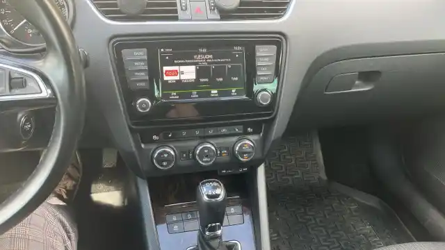 Harmaa Viistoperä, Skoda Octavia – OVS-363