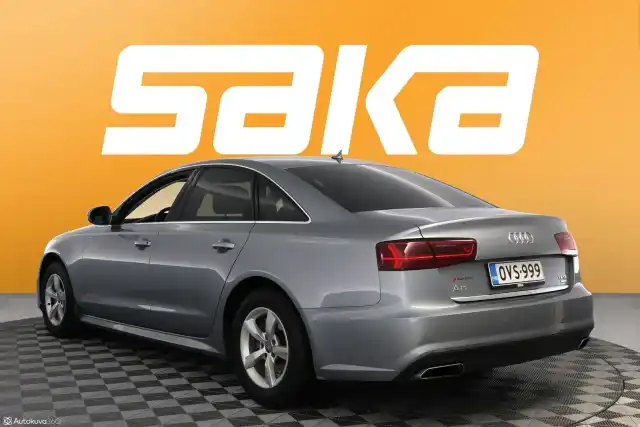 Harmaa Sedan, Audi A6 – OVS-999