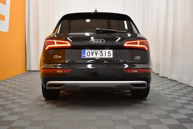 Musta Maastoauto, Audi Q5 – OVV-315