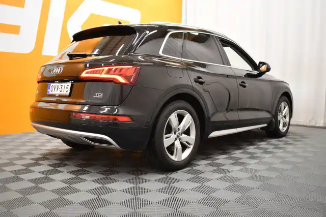 Musta Maastoauto, Audi Q5 – OVV-315