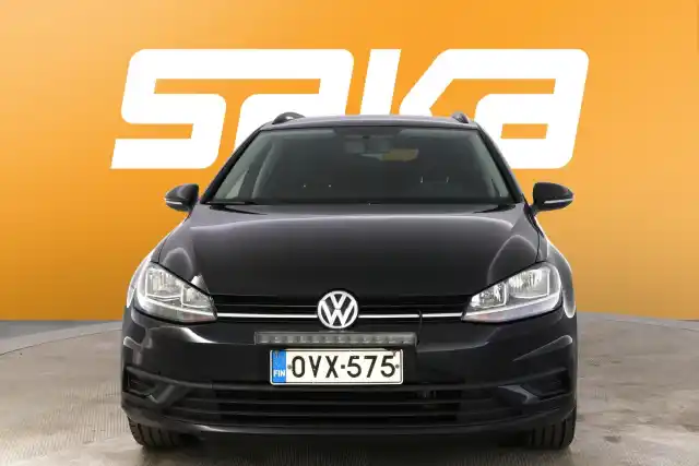 Musta Farmari, Volkswagen Golf – OVX-575