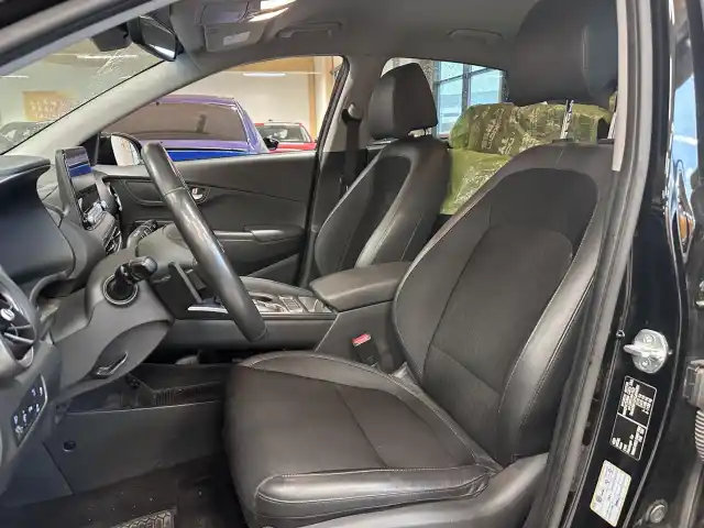 Musta Maastoauto, Hyundai KONA – OVZ-572