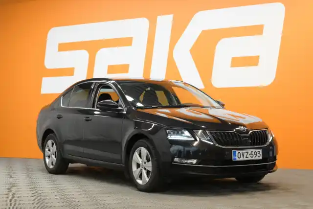 Musta Viistoperä, Skoda Octavia – OVZ-593