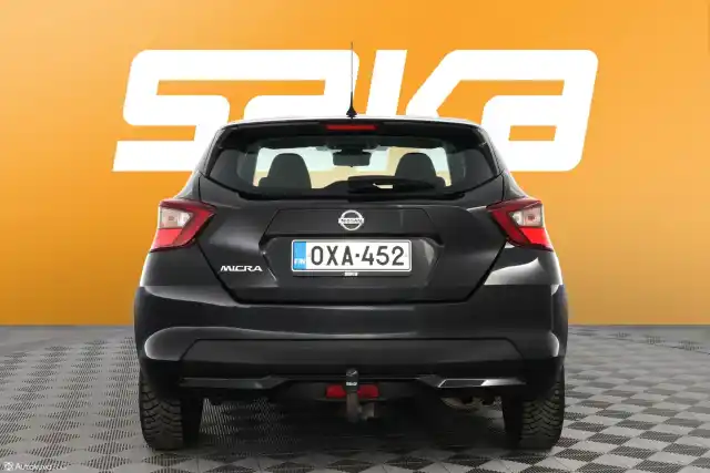 Musta Viistoperä, Nissan Micra – OXA-452