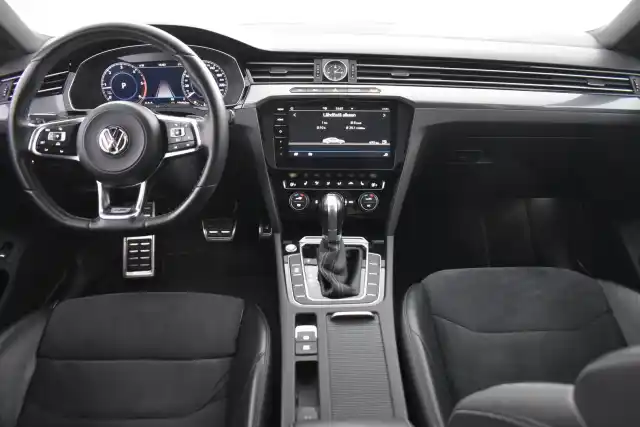Hopea Sedan, Volkswagen Arteon – OXA-705