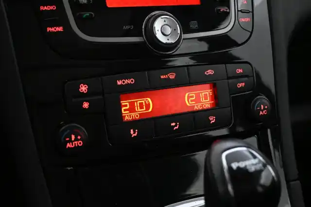Hopea Tila-auto, Ford S-Max – OXA-857