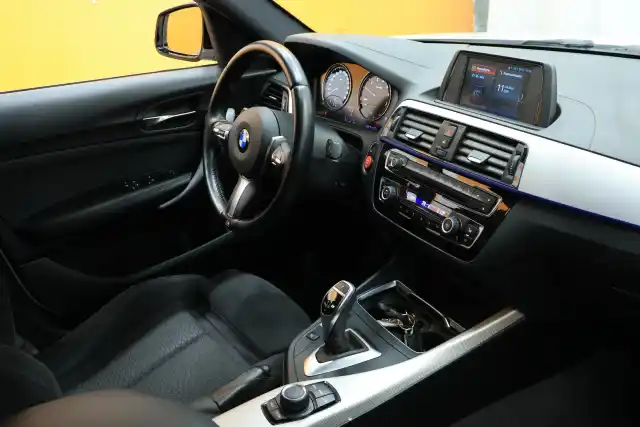 Valkoinen Viistoperä, BMW M140i – OXA-974