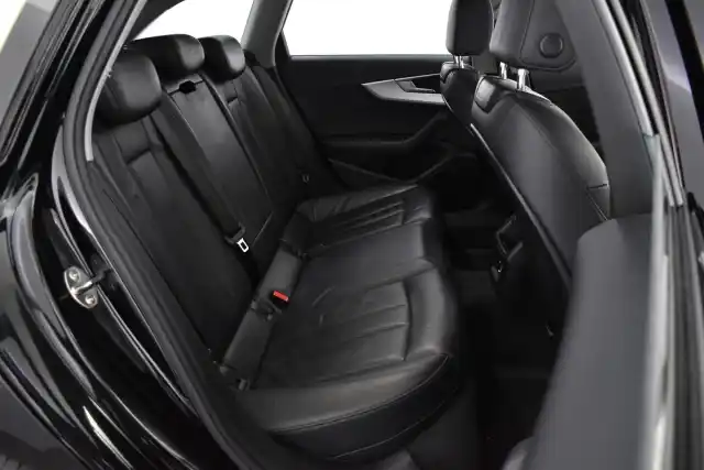 Musta Farmari, Audi A4 – OXB-238