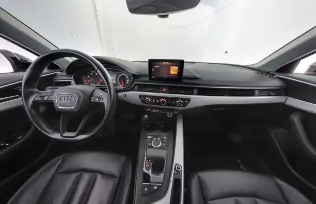 Musta Farmari, Audi A4 – OXB-238