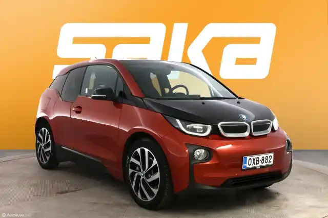 Oranssi Sedan, BMW i3 – OXB-882