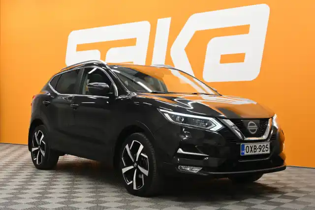 Musta Maastoauto, Nissan Qashqai – OXB-925