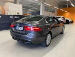Harmaa Sedan, Jaguar XE – OXC-102, kuva 4