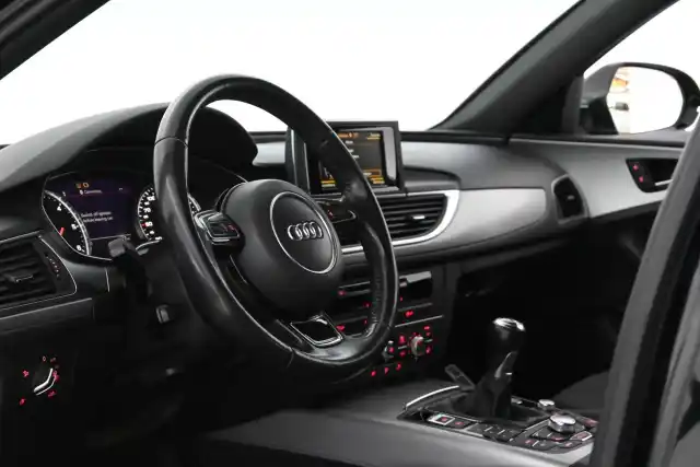 Musta Farmari, Audi A6 – OXC-692