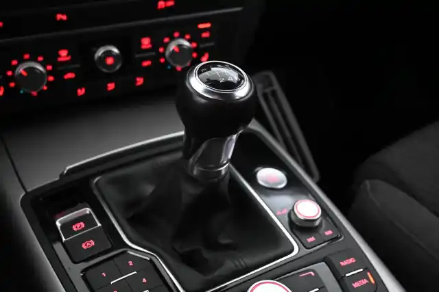Musta Farmari, Audi A6 – OXC-692