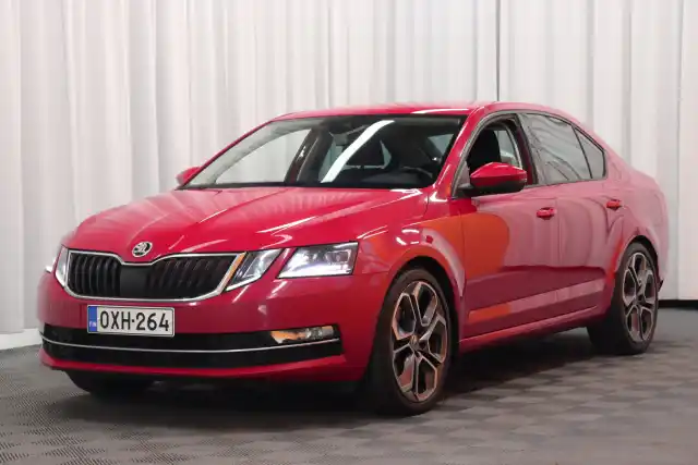 Musta Viistoperä, Skoda Octavia – OXH-264