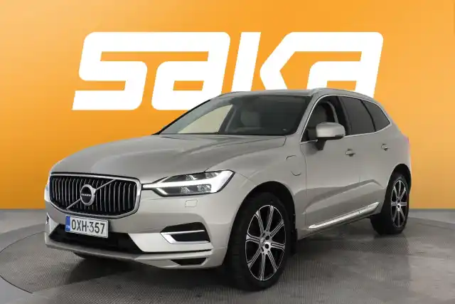 Beige Maastoauto, Volvo XC60 – OXH-357