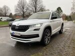Valkoinen Maastoauto, Skoda Kodiaq – OXJ-719, kuva 2