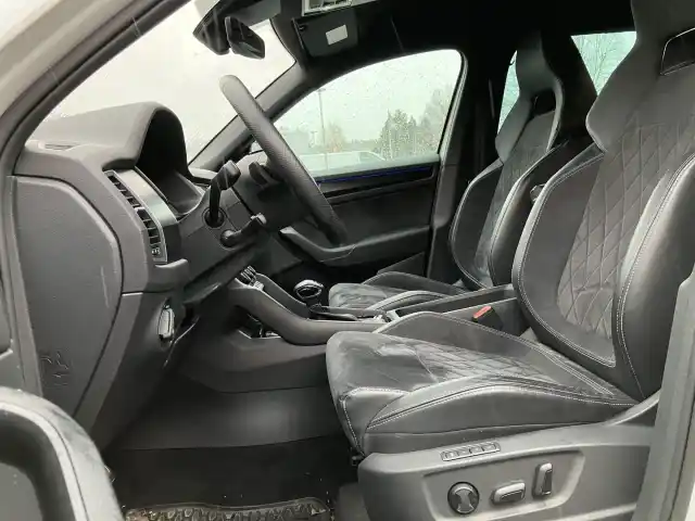 Valkoinen Maastoauto, Skoda Kodiaq – OXJ-719