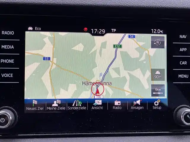 Valkoinen Maastoauto, Skoda Kodiaq – OXJ-719
