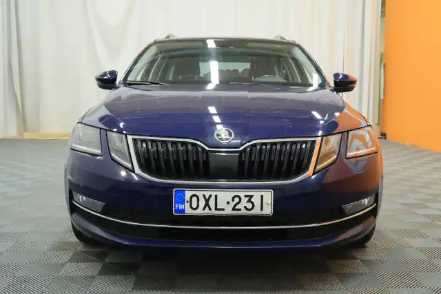 Sininen Farmari, Skoda Octavia – OXL-231