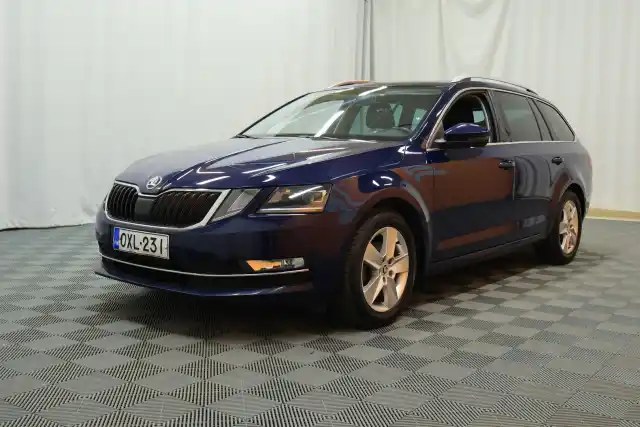 Sininen Farmari, Skoda Octavia – OXL-231